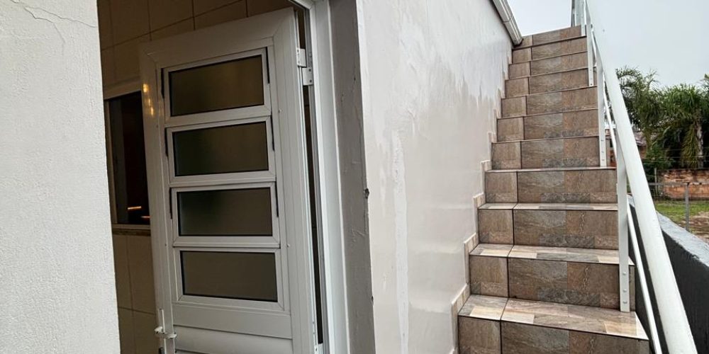 Casa do Casagrande na Palhocinha com 148m² de contrução com 211m² terreno e 3 quartos sendo 1 suíte. 3 banheiros + salão de festas (3)