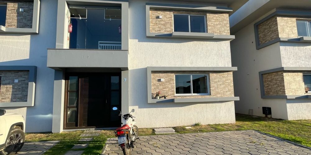 Excelentes apartamentos, no bairro Ambrósio, próximo a natureza, bem como ao centro da cidade, com opção de compra com porteira fechada.