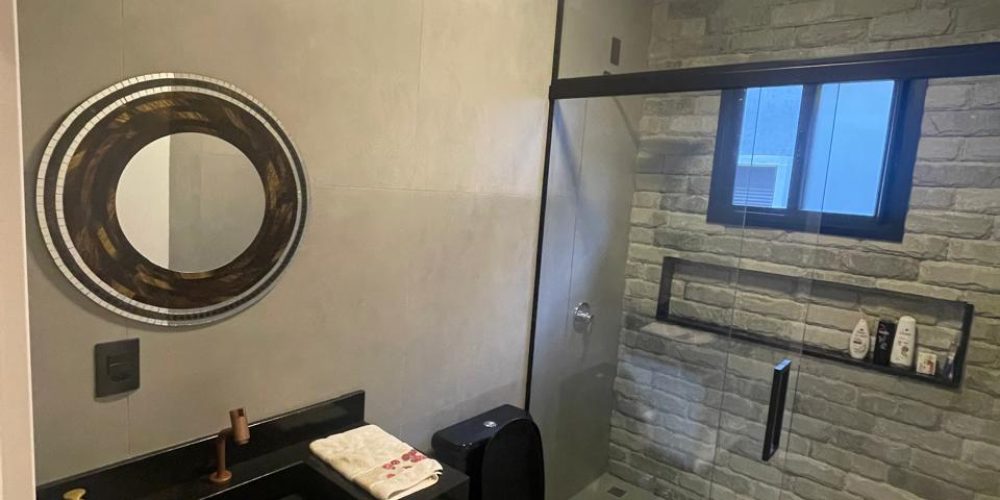 casa do César no Cond. Rosa Internacional 194m² por $ 2.390 (12)