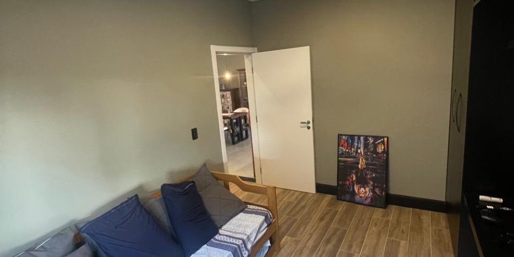 casa do César no Cond. Rosa Internacional 194m² por $ 2.390 (13)