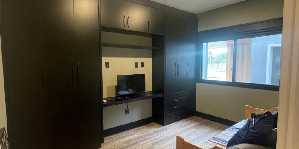 casa do César no Cond. Rosa Internacional 194m² por $ 2.390 (14)