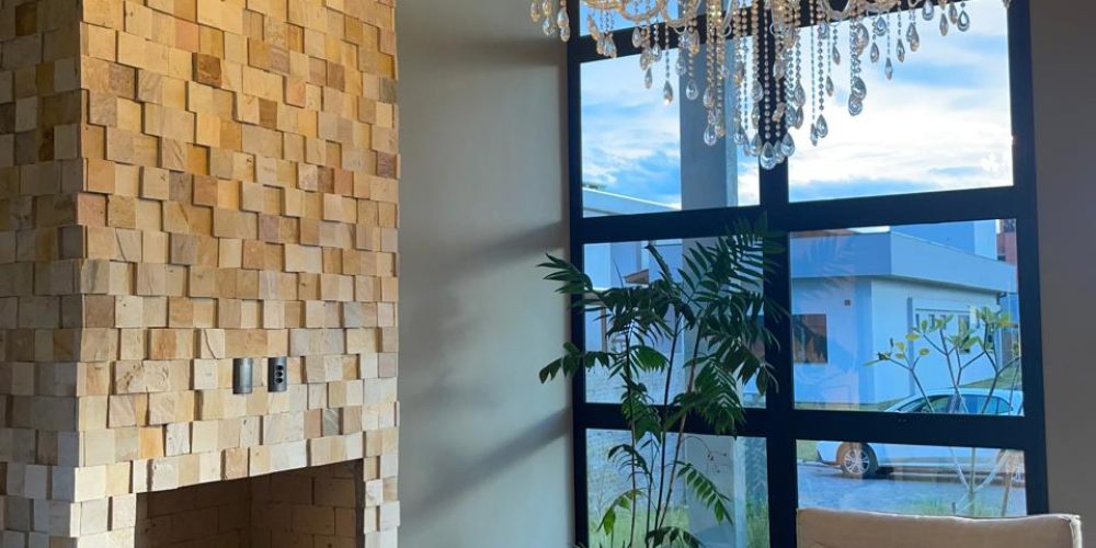 casa do César no Cond. Rosa Internacional 194m² por $ 2.390 (3)